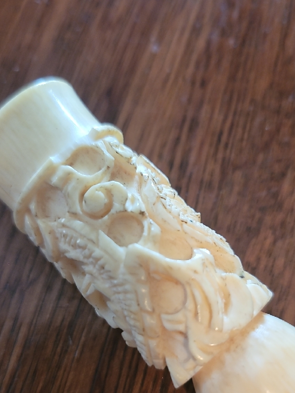 Carved Ivory-Colored Ornate Handle - Picture 4 of 5